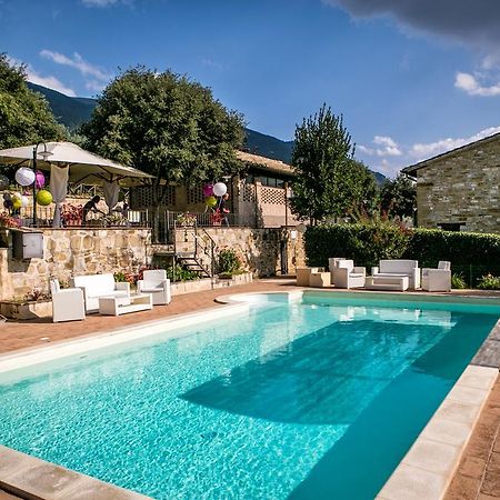 Villa Rosy Assis Exterior foto