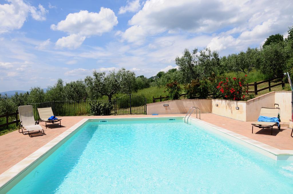 Villa Rosy Assis Exterior foto