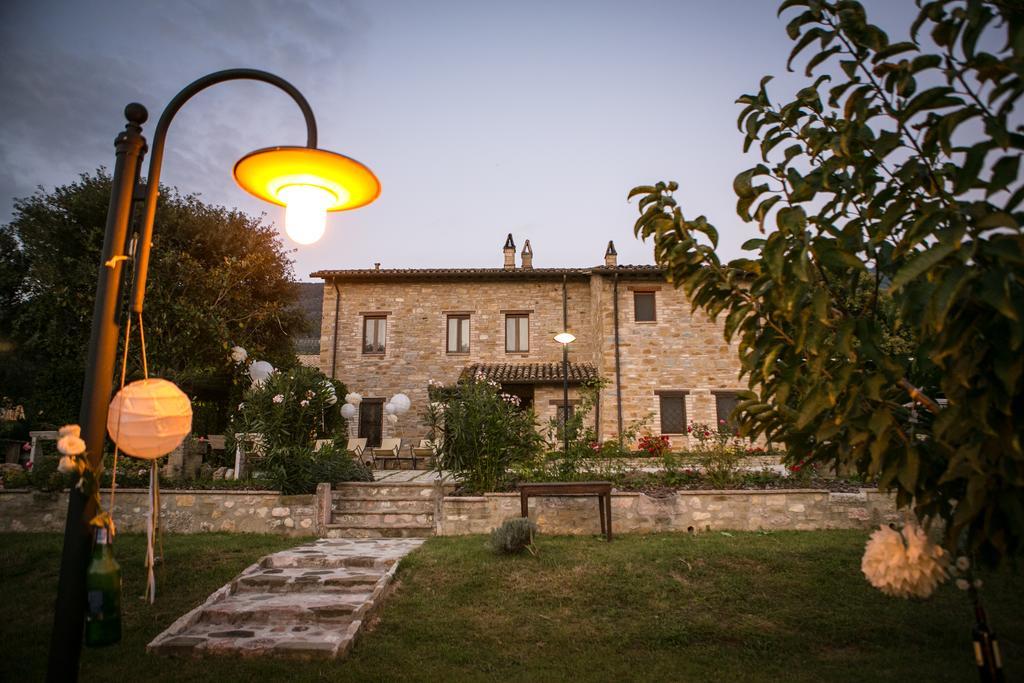 Villa Rosy Assis Exterior foto