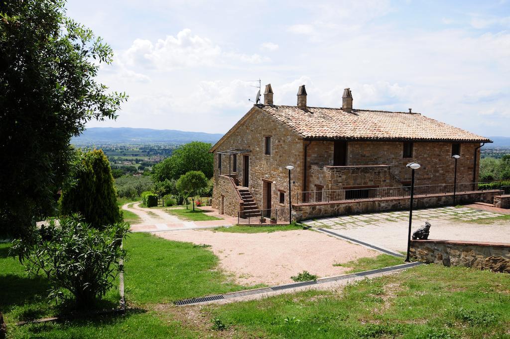 Villa Rosy Assis Exterior foto