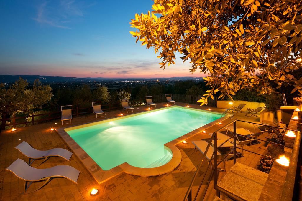 Villa Rosy Assis Exterior foto